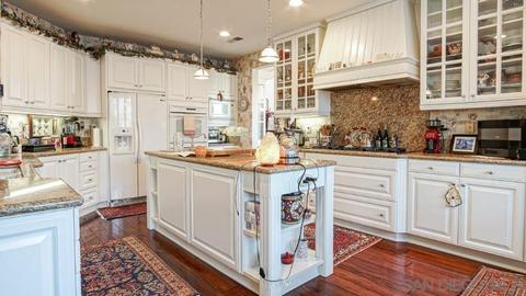 8037 Paseo Avellano, Carlsbad, CA 92009 photo 11
