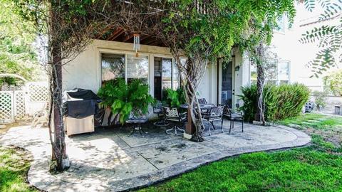 8037 Paseo Avellano, Carlsbad, CA 92009 photo 33