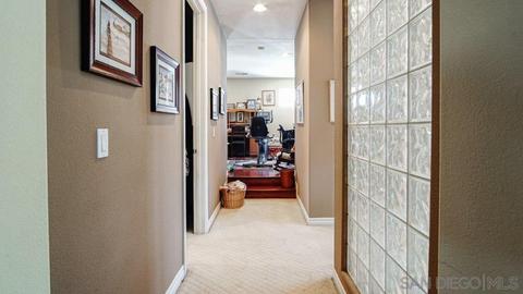 8037 Paseo Avellano, Carlsbad, CA 92009 photo 21
