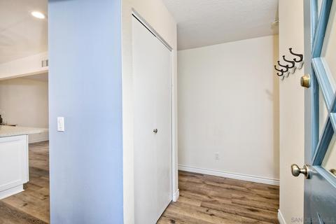 4937 Siesta Dr, Oceanside, CA 92057 photo 4