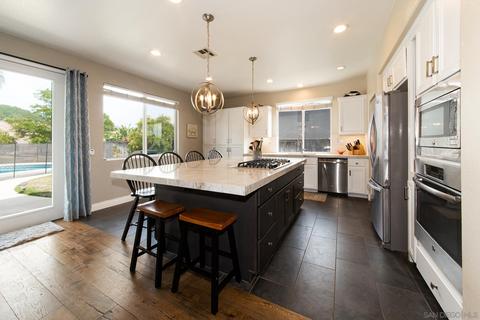 354 Hidden Trails Rd, Escondido, CA 92027 photo 5