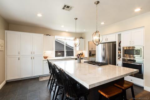 354 Hidden Trails Rd, Escondido, CA 92027 photo 6