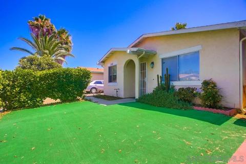 258 Fortunada St, Oceanside, CA 92057 photo 2