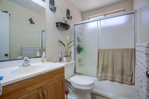 302 Avenida Descanso, Oceanside, CA 92057 photo 24
