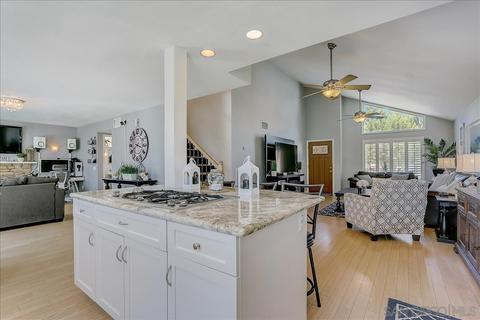 2303 Amber Ln, Escondido, CA 92026 photo 16