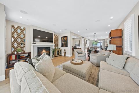 374 D Ave, Coronado, CA 92118 photo 3