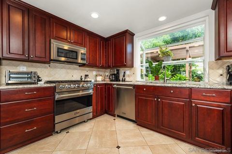 415 Willowspring Dr N, Encinitas, CA 92024 photo 8