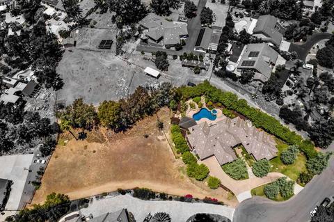 16644 Valle Verde Rd, Poway, CA 92064 photo 2