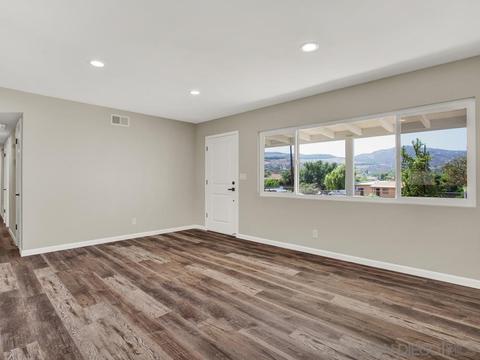 13726 Lyall Pl, Lakeside, CA 92040 photo 9