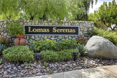 401 Avenida Adobe, Escondido, CA 92029 photo 2