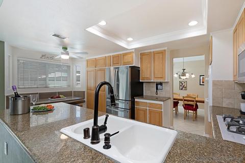 1965 Eureka St, Corona, CA 92882 photo 33