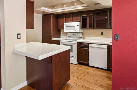 10527 Flora Verda Ct, Santee, CA 92071 photo 9