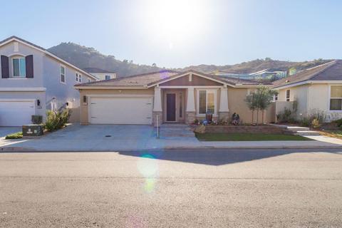 3025 Via De Todos Santos, Fallbrook, CA 92028 photo 2