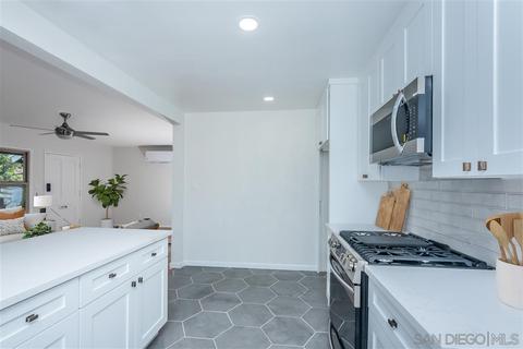 8417 Denton St, La Mesa, CA 91942 photo 10