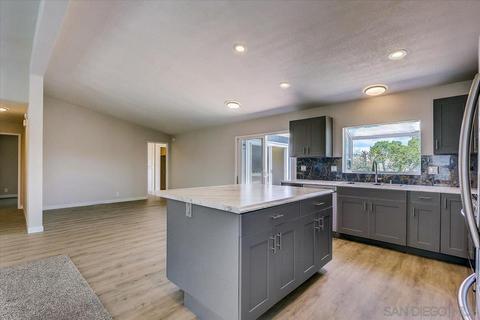 3490 Turquoise Ln, Oceanside, CA 92056 photo 14