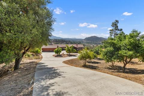 10099 El Capitan Real Rd, El Cajon, CA 92021 photo 2