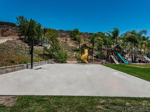 12801 Gate Dr, Poway, CA 92064 photo 18
