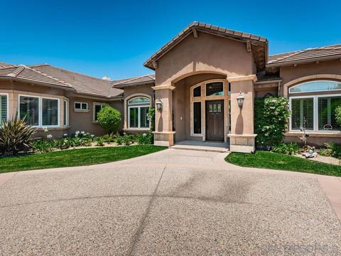 12801 Gate Dr, Poway, CA 92064 photo 1