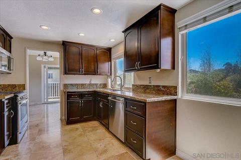 1610 Quiet Hills Dr, Oceanside, CA 92056 photo 12