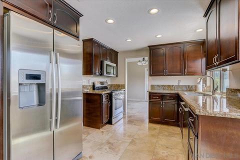 1610 Quiet Hills Dr, Oceanside, CA 92056 photo 15
