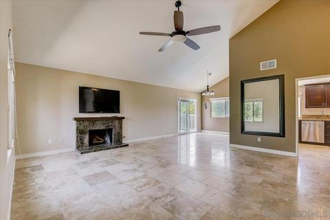 1610 Quiet Hills Dr, Oceanside, CA 92056 photo 5