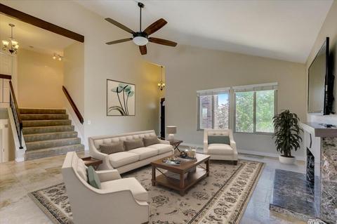 1610 Quiet Hills Dr, Oceanside, CA 92056 photo 2