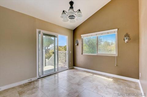1610 Quiet Hills Dr, Oceanside, CA 92056 photo 9