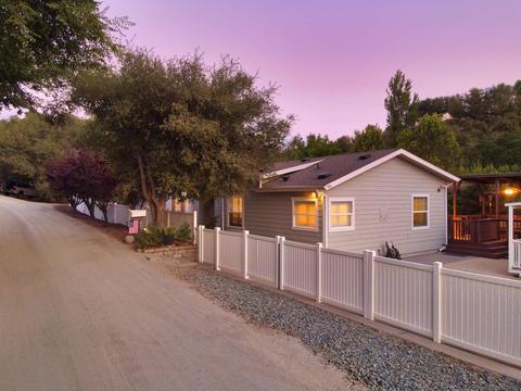 605 N Glen Oaks Dr, Alpine, CA 91901 photo 1