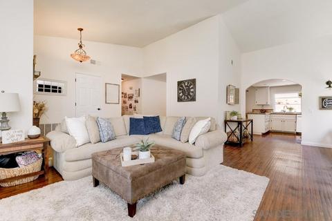 3688 Cameo Dr, Oceanside, CA 92056 photo 6