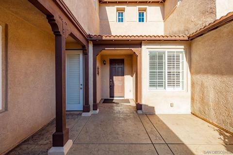 529 Echo Ln, San Marcos, CA 92078 photo 1