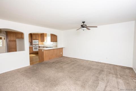 7887 Grape St, La Mesa, CA 91941 photo 9