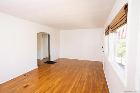 7887 Grape St, La Mesa, CA 91941 photo 4