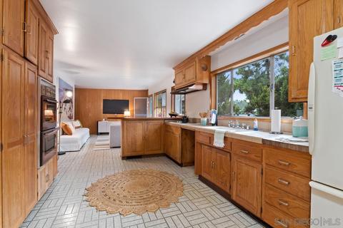 2670 Greentree, La Jolla, CA 92037 photo 12