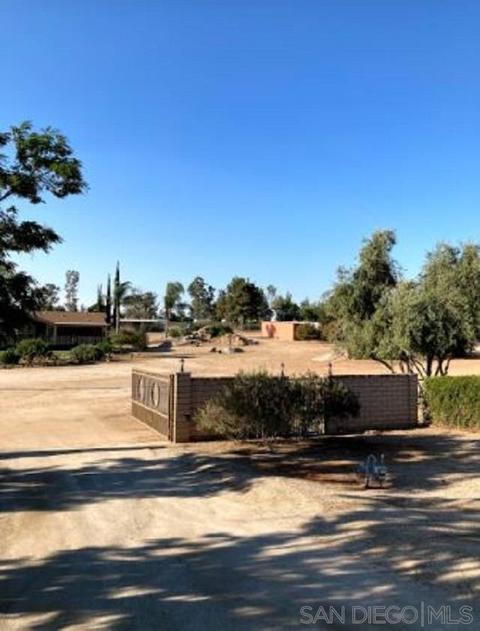 21390 Oleander Ave, Perris, CA 92570 photo 11