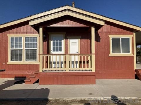21390 Oleander Ave, Perris, CA 92570 photo 2