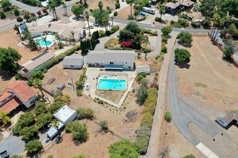 2276 Valley View Blvd, El Cajon, CA 92019 photo 1