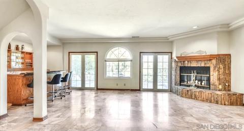 802 Norse Ln, Escondido, CA 92025 photo 4