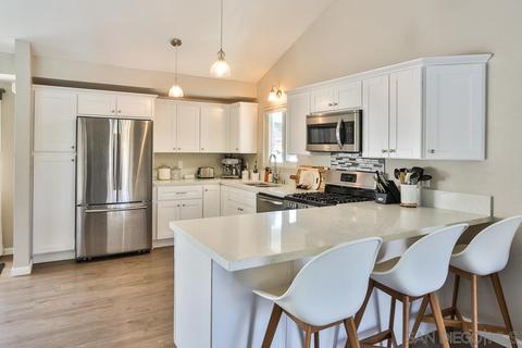 9330 Loren Dr, La Mesa, CA 91942 photo 6