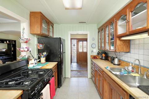 6231 W Manor Dr, La Mesa, CA 91942 photo 11