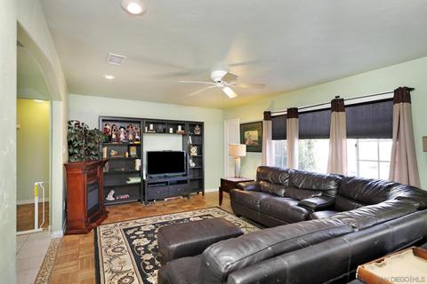 6231 W Manor Dr, La Mesa, CA 91942 photo 6