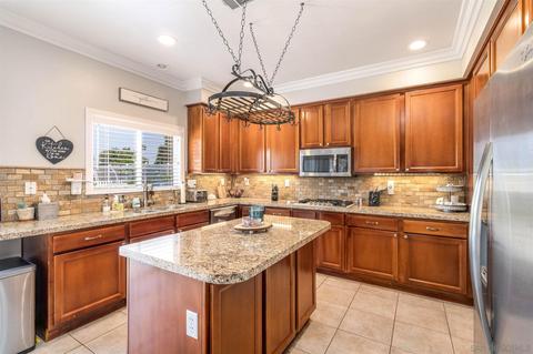 1650 Shire Ave, Oceanside, CA 92057 photo 4