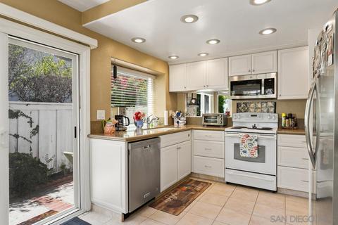 4707 Cordoba Way, Oceanside, CA 92056 photo 11