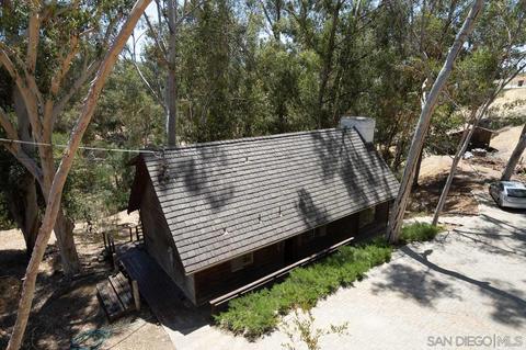 11855 Rocoso Rd, Lakeside, CA 92040 photo 2
