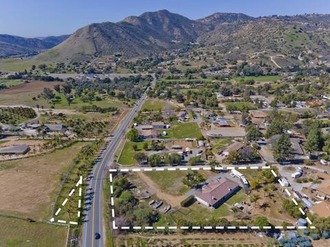 5252 Dehesa, El Cajon, CA 92019 photo 1