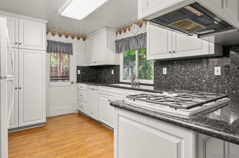 2214 Grafton St, Simi Valley, CA 93063 photo 8