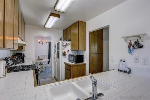 4228 Serena Ave, Oceanside, CA 92056 photo 10