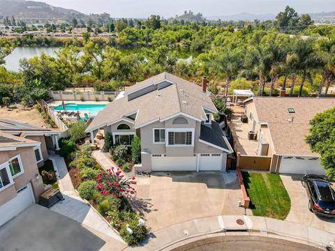 9503 Amster Dr, Santee, CA 92071 photo 2