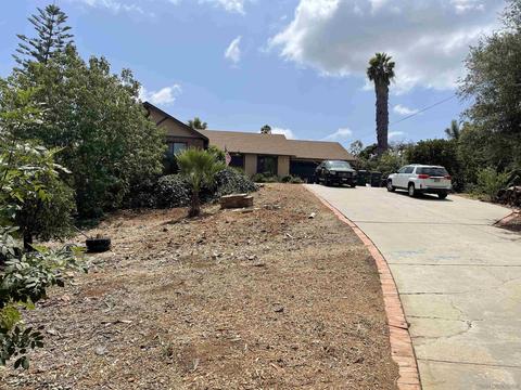 1238 Valencia Dr, Escondido, CA 92025 photo 1