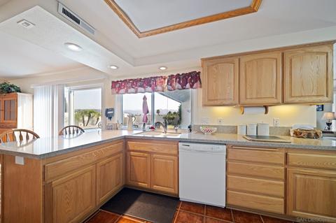 620 Overlook St, Escondido, CA 92027 photo 11
