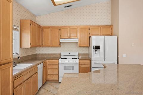 8742 Verna Dr, Escondido, CA 92026 photo 18